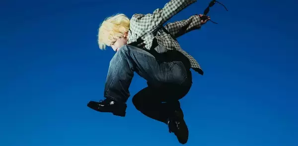 Iwankofが新曲MV公開、東京モード学園学生制作のリリックビデオも