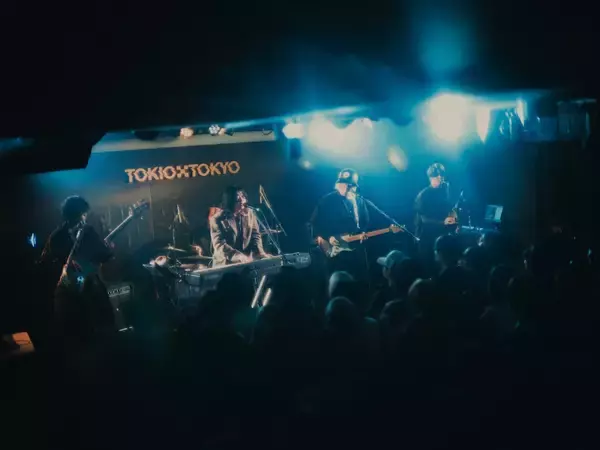 「お風呂と街灯が語る、不協和音の中に宿る救い、音楽は「自分の臓器」を見るような感覚」の画像