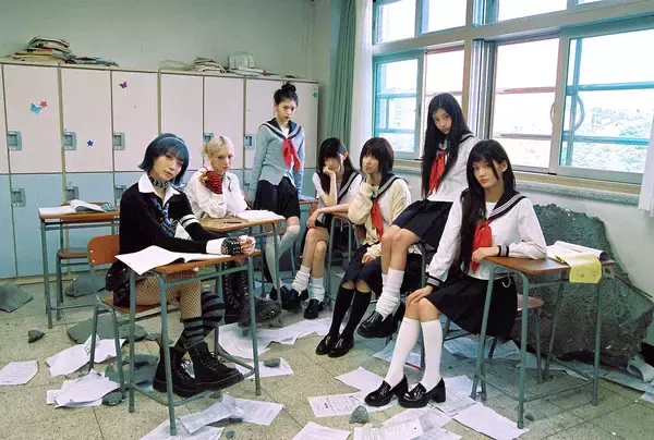 「ILLITが語る、「I Got Your Back (Feat. JISOO, MOMOKA of HANA)」に込めた支え合う強さと新たな表現」の画像