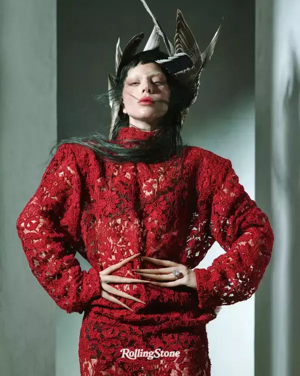 「レディー・ガガ独占インタビュー　どん底からの生還、真実の愛、最高傑作の制作秘話」の画像