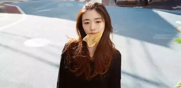 にしな、Mayu Ikedaによる全編アニメーションMV「婀娜婀娜」公開