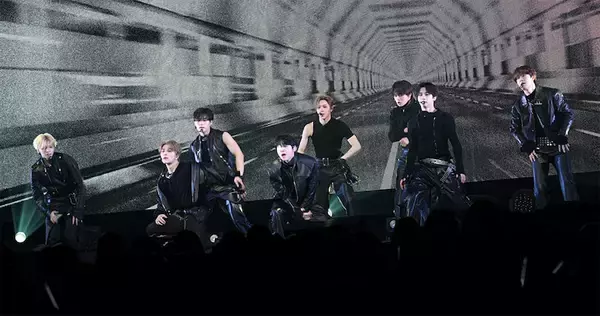 ALPHA DRIVE ONE、日本初ショーケース　疾走するパフォーマンスと8人のポテンシャル