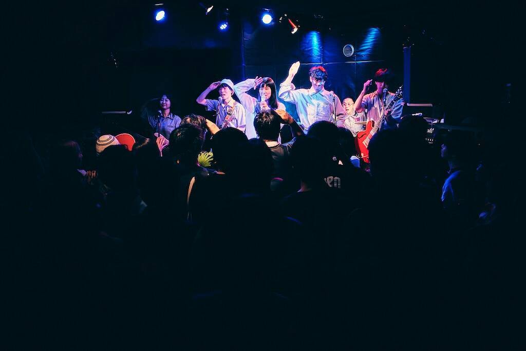少年キッズボウイ、盆踊りから即完ワンマンまで、音楽の楽しみ方を提示した1日