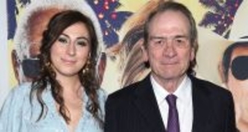 トミー・リー・ジョーンズの娘、ヴィクトリアが34歳で死去