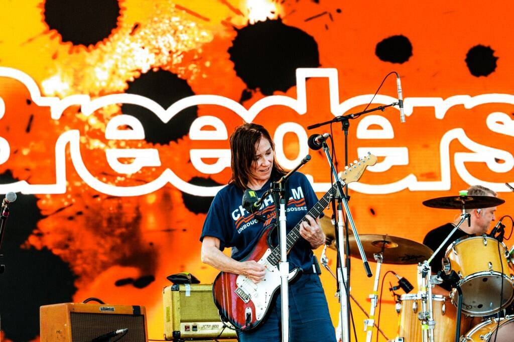 オリヴィア・ロドリゴ主催「女性たちの祝祭」Daisy Chain Fields Festivalを総括──支援団体に16億円寄付、喜びに満ちた一日
