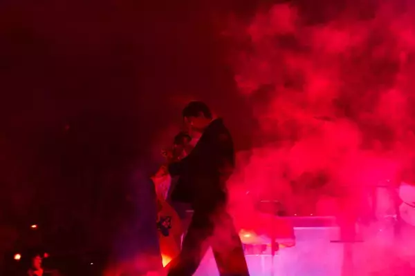 「King Gnu、怒涛のアンセムと弩級のカオスで命揺らした「King Gnu CEN+RAL Tour 2026」ファイナル公演」の画像