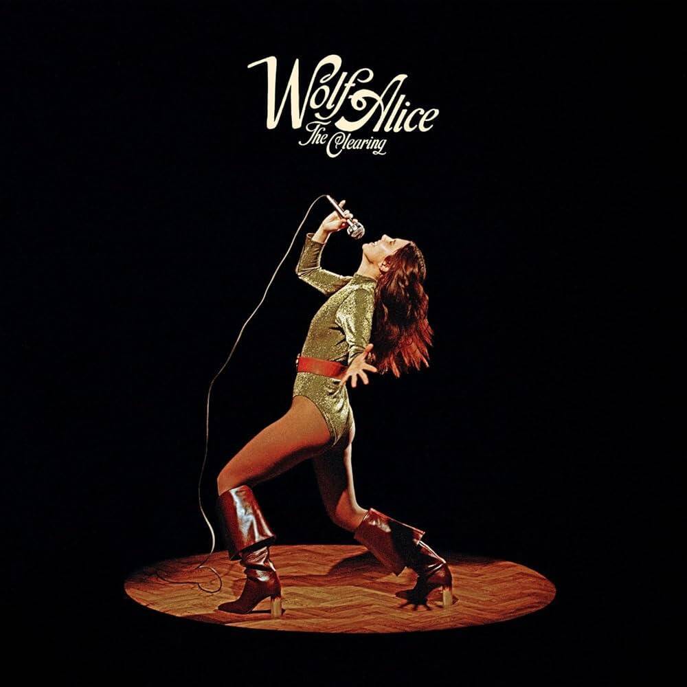 Wolf Aliceが全アルバムを総括、UKロックの最前線で進化してきた4人組の10年史