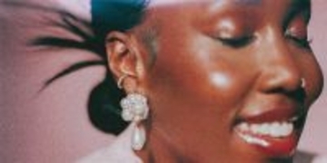 UKジャズを代表する声、Ego Ella Mayが語る「独創性の源泉」と「祈りの力」