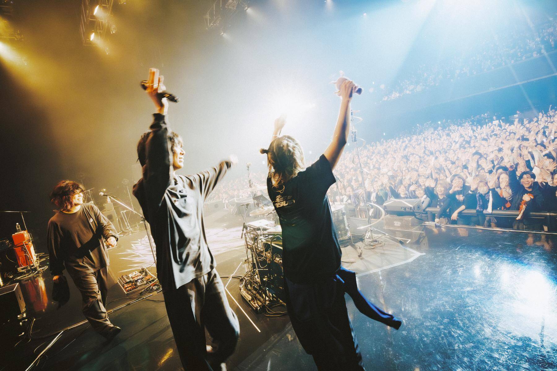 礼賛『超超超BUSYツアー』全公演ソールドアウトで完走、「どんどん上に上がっていく」5人の快進撃