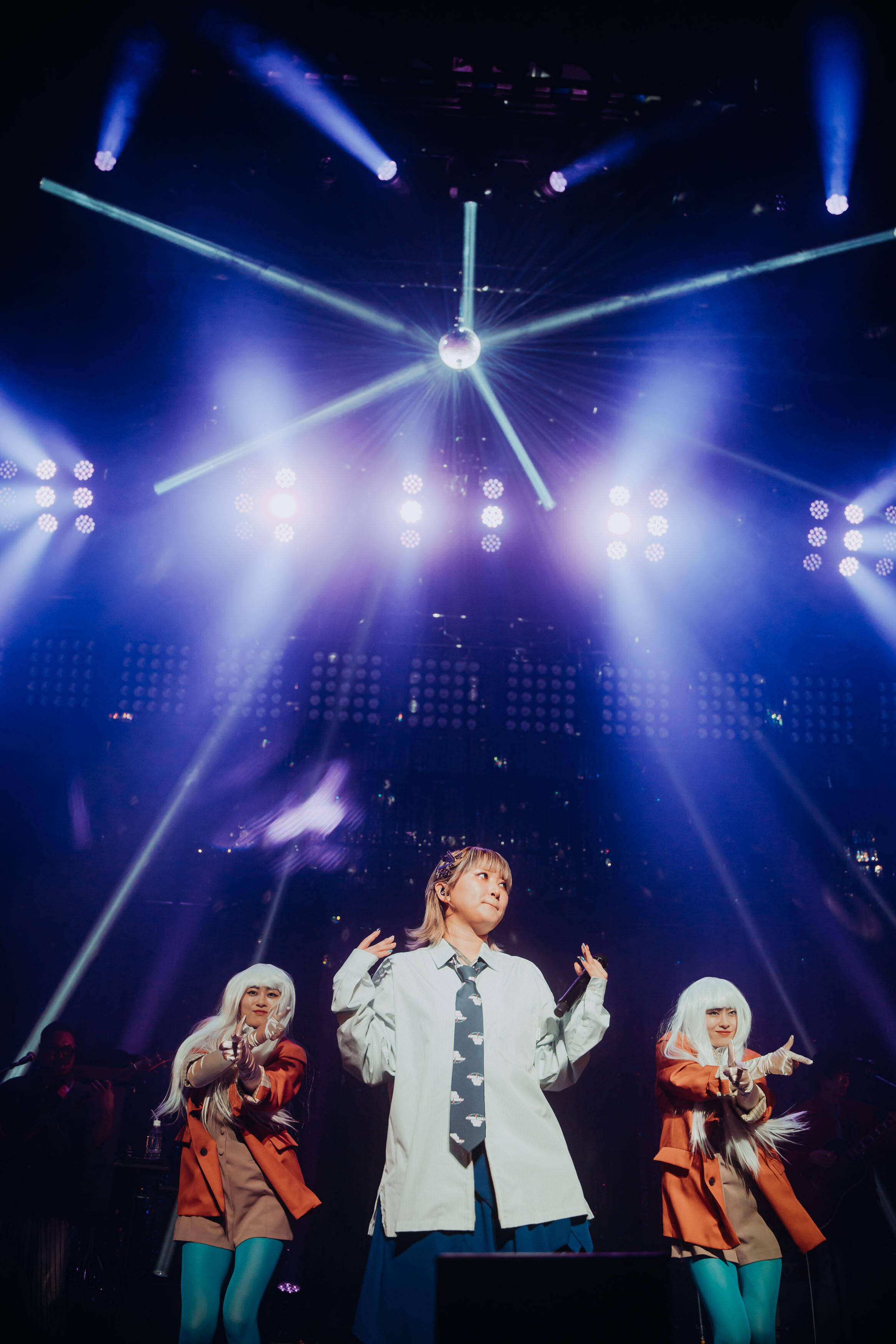 礼賛『超超超BUSYツアー』全公演ソールドアウトで完走、「どんどん上に上がっていく」5人の快進撃