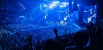 [Alexandros]、歴代ドラマーが集結し交差した奇跡、TOYOTA ARENA TOKYO公演