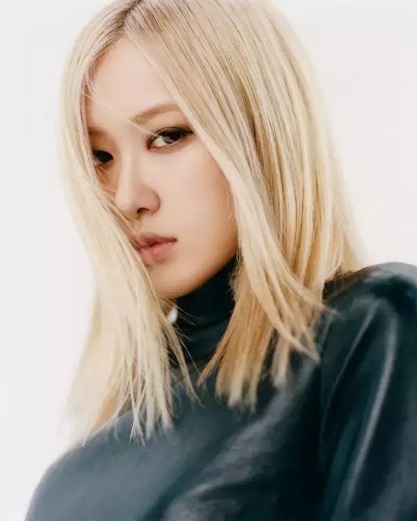 「BLACKPINK・ROSÉが語る、傷つきやすさが持つ力とBLACKPINKが家族である理由」の画像