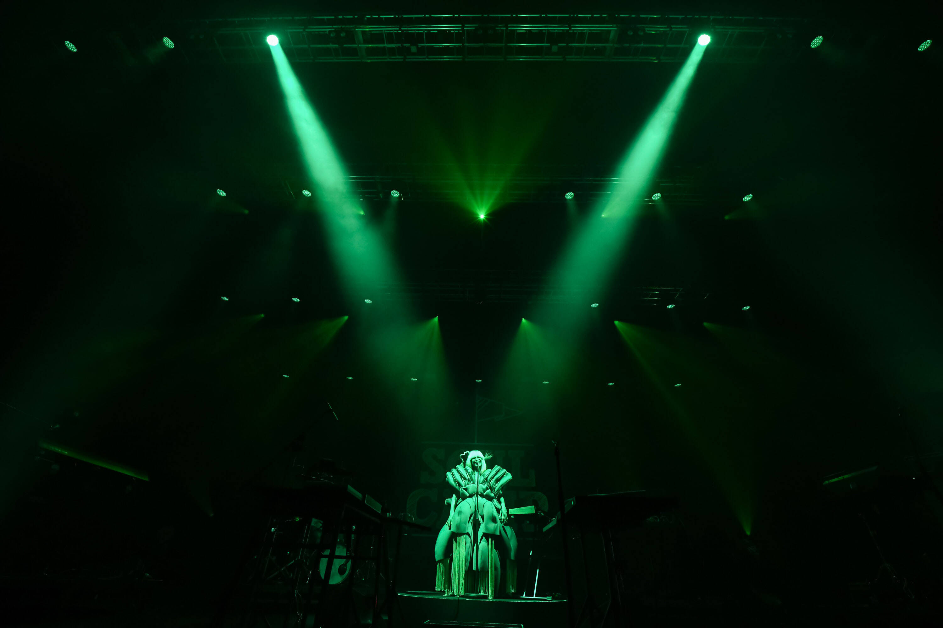 エリカ・バドゥが圧倒的名演、ファーサイドのラップ魂も爆発　7年ぶり復活「SOUL CAMP 2026」レポート