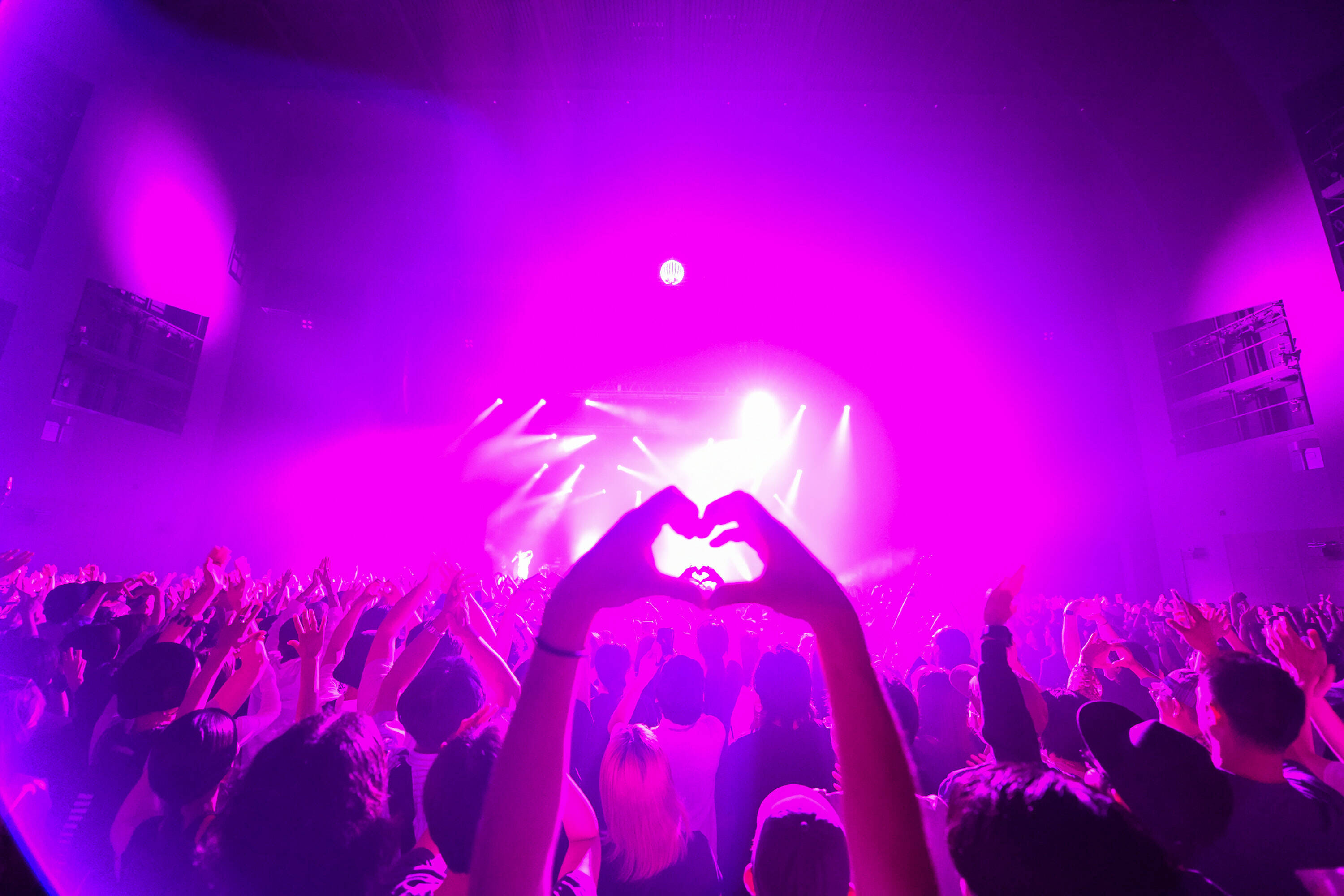 エリカ・バドゥが圧倒的名演、ファーサイドのラップ魂も爆発　7年ぶり復活「SOUL CAMP 2026」レポート