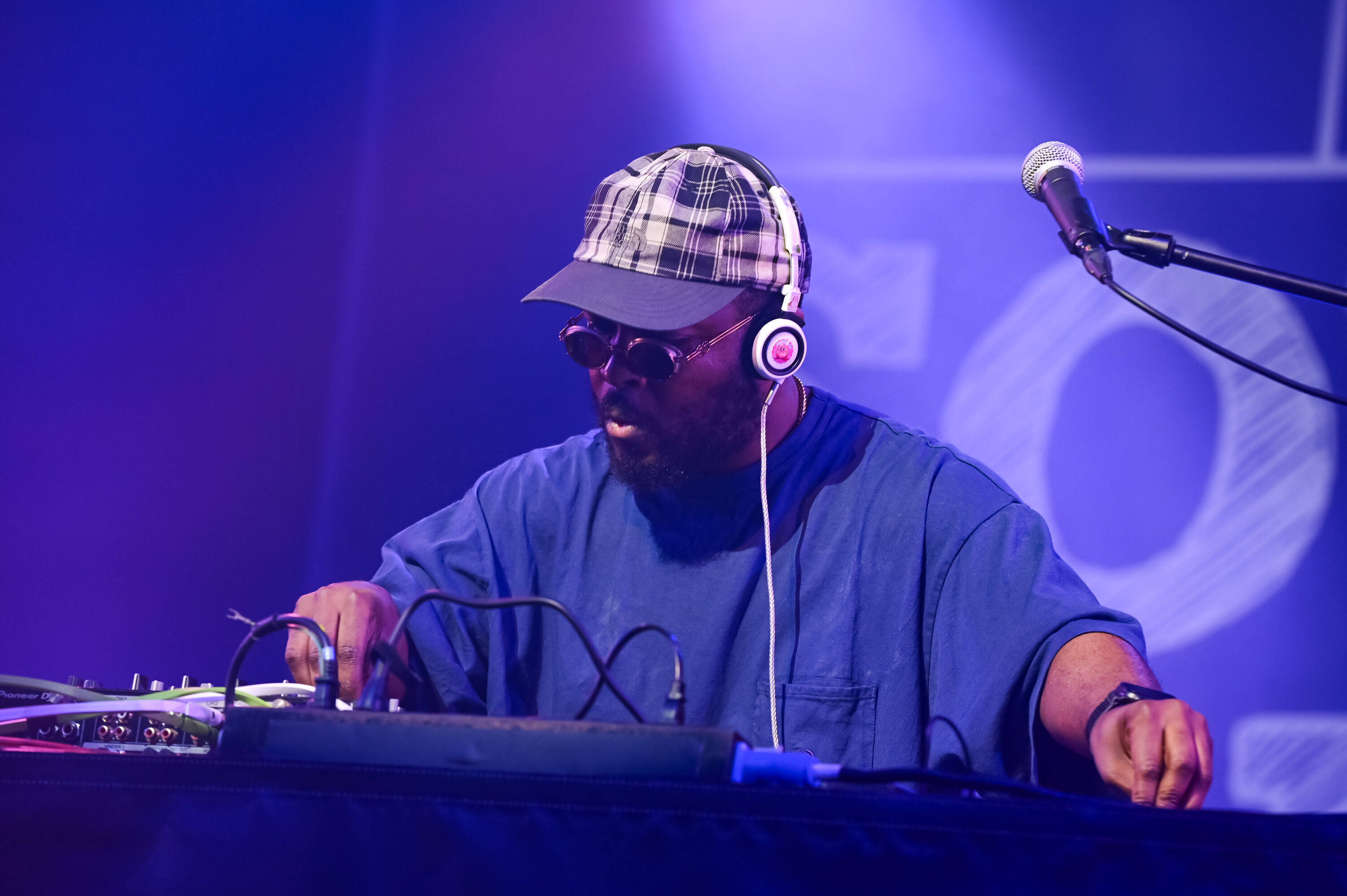 エリカ・バドゥが圧倒的名演、ファーサイドのラップ魂も爆発　7年ぶり復活「SOUL CAMP 2026」レポート