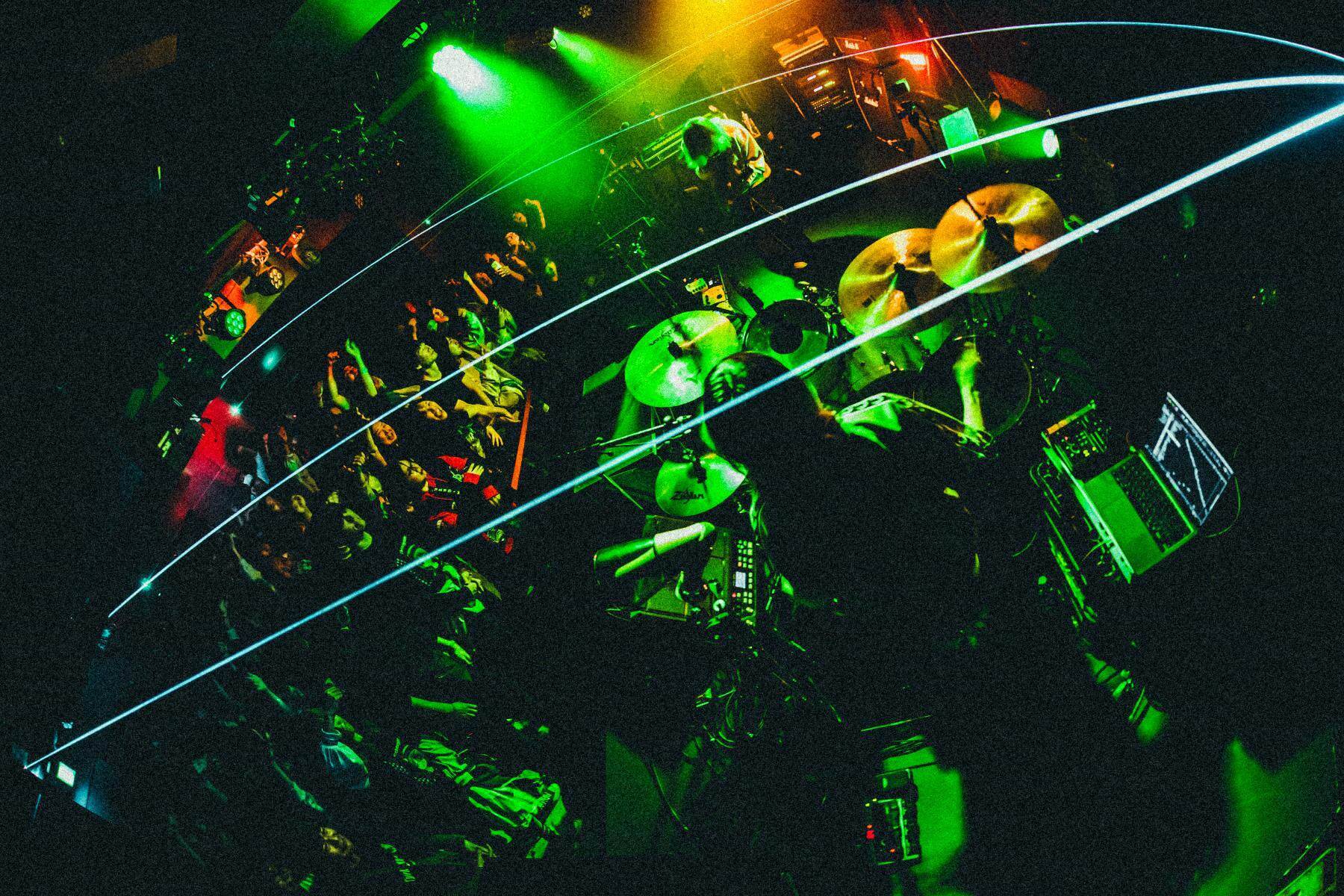 Tyrkouaz超満員の初ワンマンで見せた「飛躍の兆し」怒涛のライブが生んだモッシュと熱狂