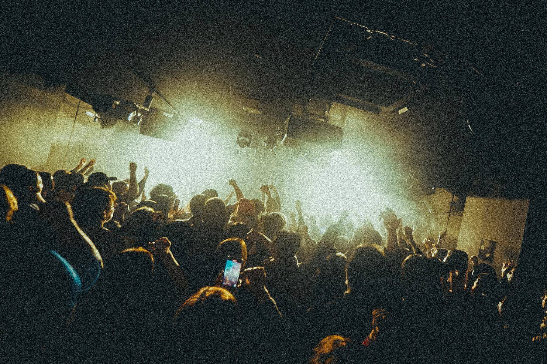 Tyrkouaz超満員の初ワンマンで見せた「飛躍の兆し」怒涛のライブが生んだモッシュと熱狂