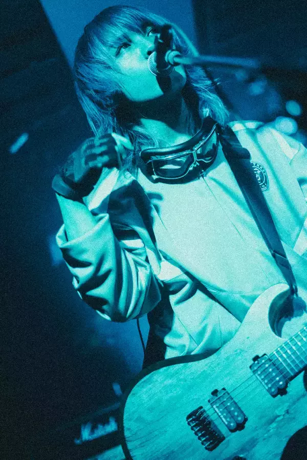 「Tyrkouaz超満員の初ワンマンで見せた「飛躍の兆し」怒涛のライブが生んだモッシュと熱狂」の画像