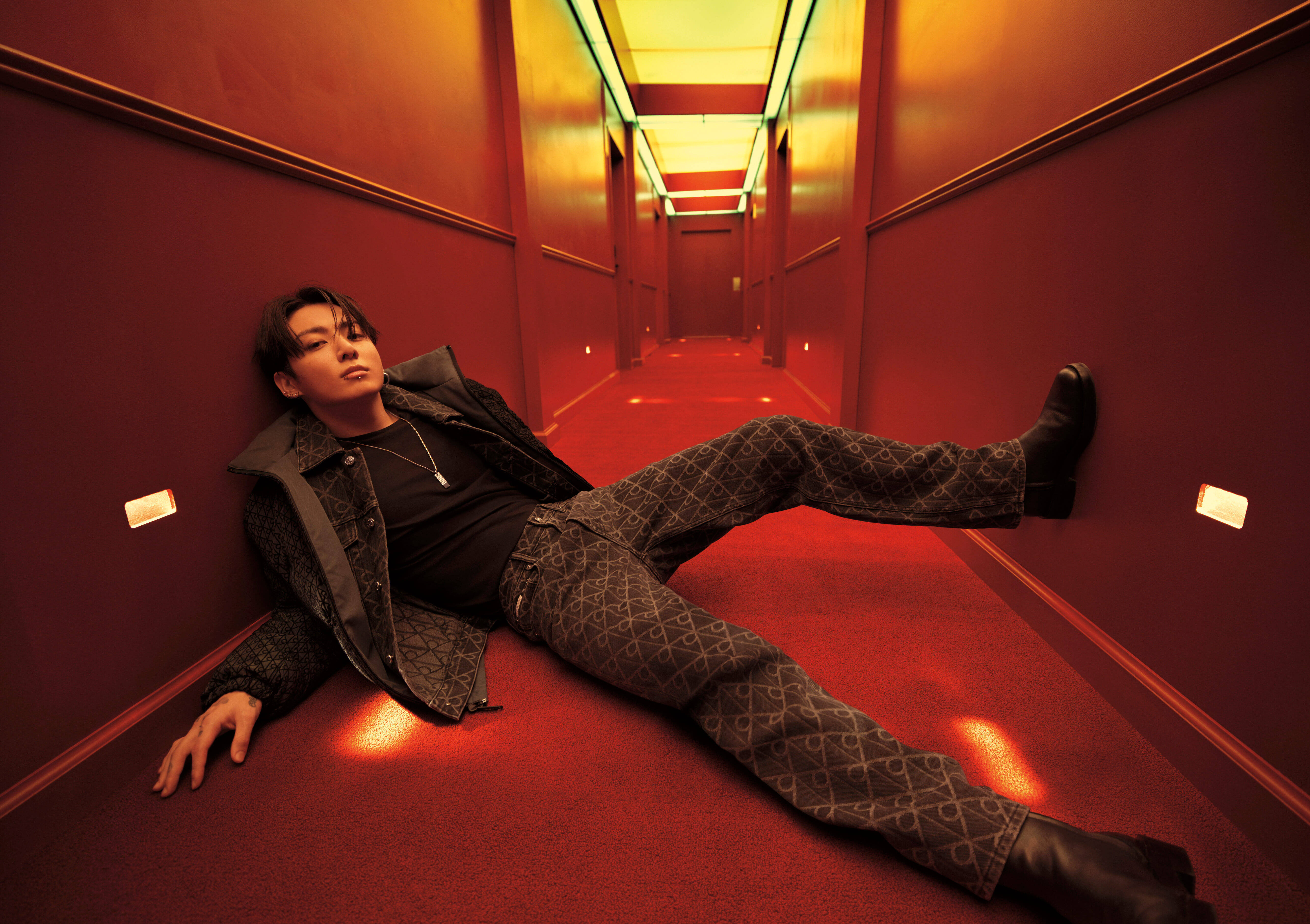 JUNG KOOK、Calvin Klein最新キャンペーンビジュアル解禁「アイコニックなデニムを再び着られて本当に嬉しい」