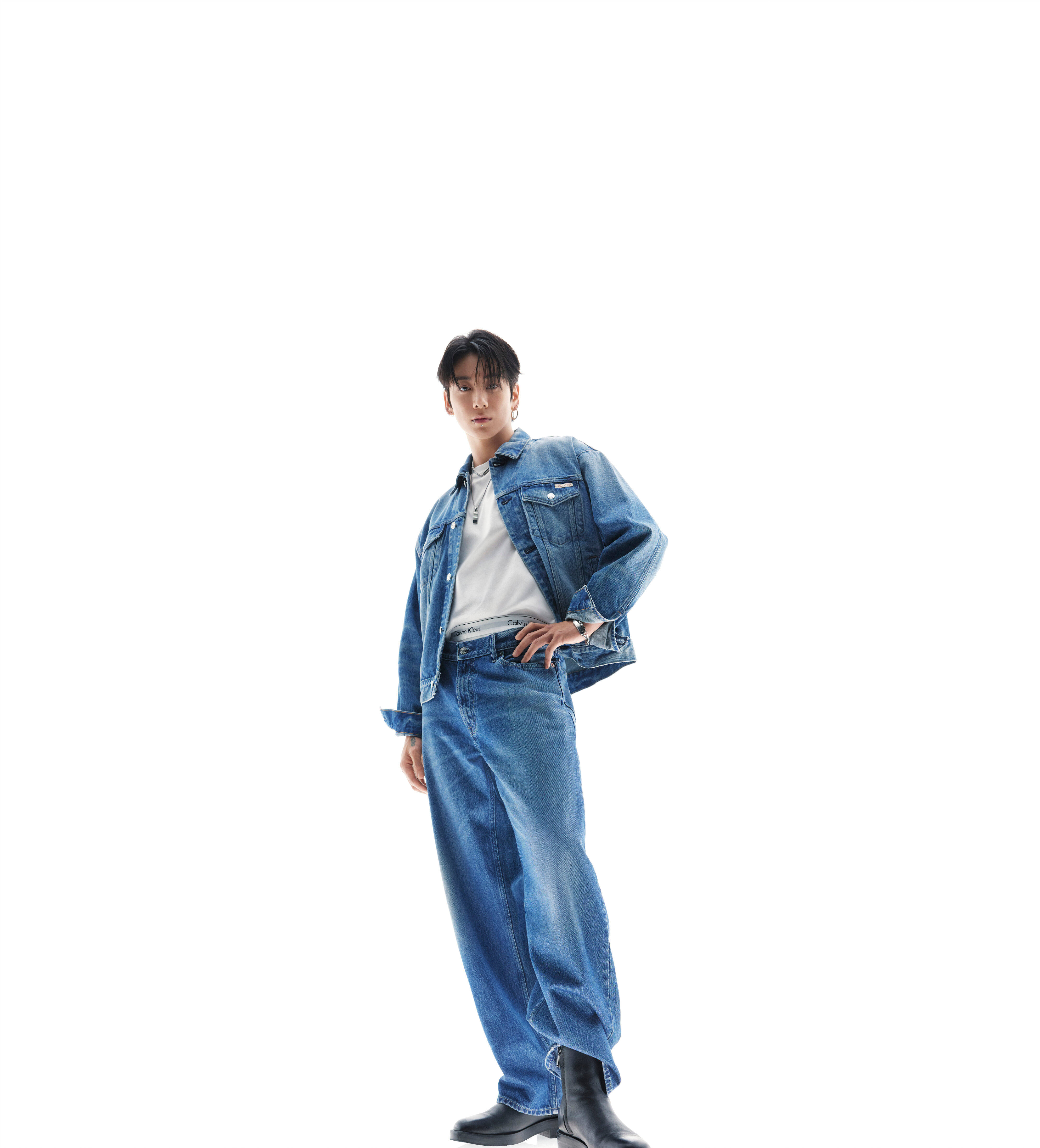 JUNG KOOK、Calvin Klein最新キャンペーンビジュアル解禁「アイコニックなデニムを再び着られて本当に嬉しい」