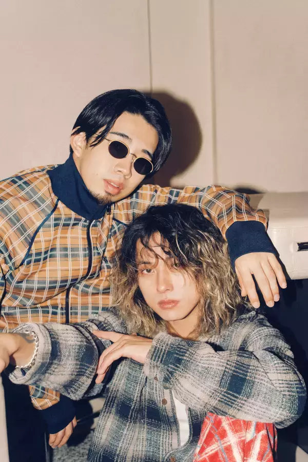 「BREIMEN高木祥太がKing Gnu新井和輝と語る「12年の縁とセッションシーンの変遷」」の画像