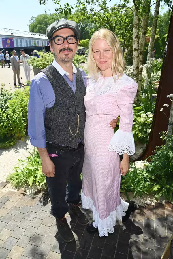 「Merekiが語る幸福感あふれるインディーポップの源流、ダニー・ハリスンとの深い信頼関係」の画像