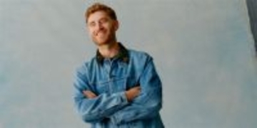 人気絶頂で姿を消したトム・ミッシュ、「ただの自分」を取り戻すための音楽制作を語る