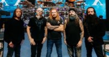 ドリーム・シアター、40周年ツアーで来日へ「歴代で最大のスケール」