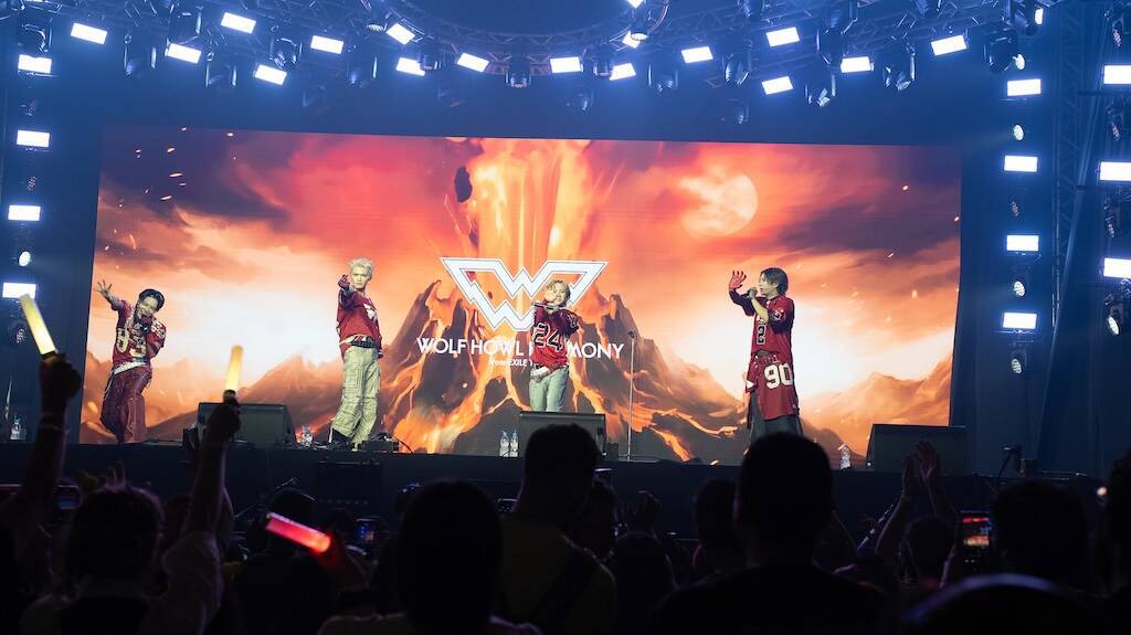WOLF HOWL HARMONY、ブラジル初ライブに1万8000人が集結、熱狂の渦に