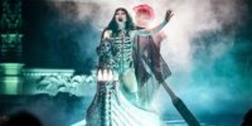 レディー・ガガ来日ツアー総括　愛と芸術で包み込んだ「The MAYHEM Ball」6日間完遂