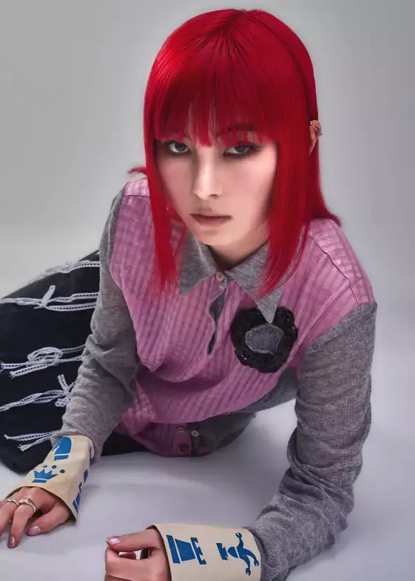 「a子が抱くミステリアスという言葉への違和感──『ダーウィン事変』ED曲に込めた思い」の画像