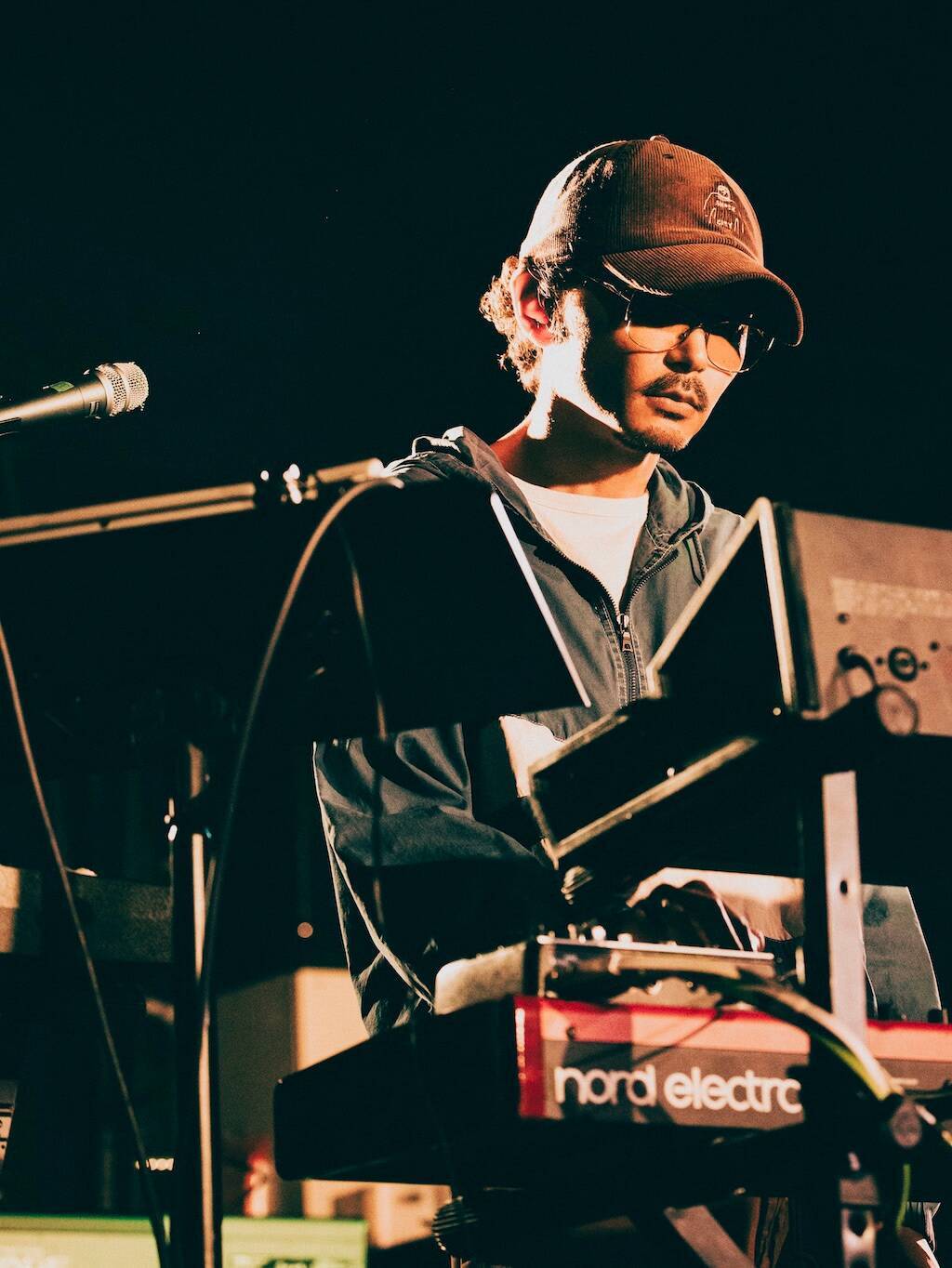 Hedigan’s、東名阪ツアーファイナルLIQUIDROOM、変貌し続ける5人が奏でた多幸感