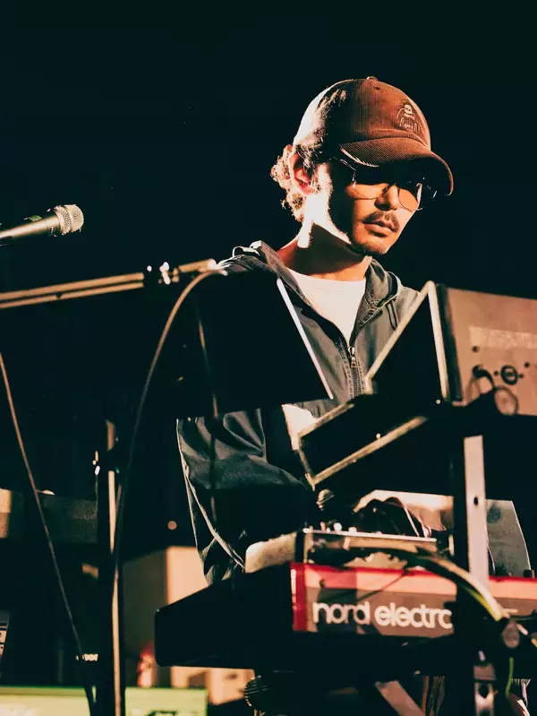 「Hedigan’s、東名阪ツアーファイナルLIQUIDROOM、変貌し続ける5人が奏でた多幸感」の画像