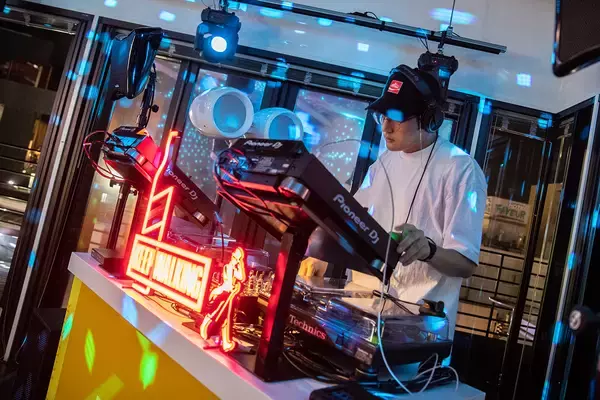 「渋谷のナイトカルチャーを語りつくす3日間、WHITE NIGHT WEEKを振り返る」の画像