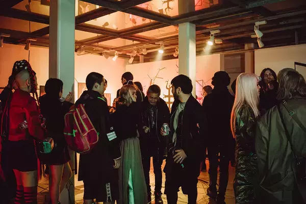 「BMTHのオリーがブランド「DROP DEAD」を始めた理由」の画像