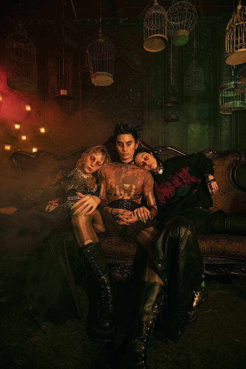 BMTHのオリーがブランド「DROP DEAD」を始めた理由