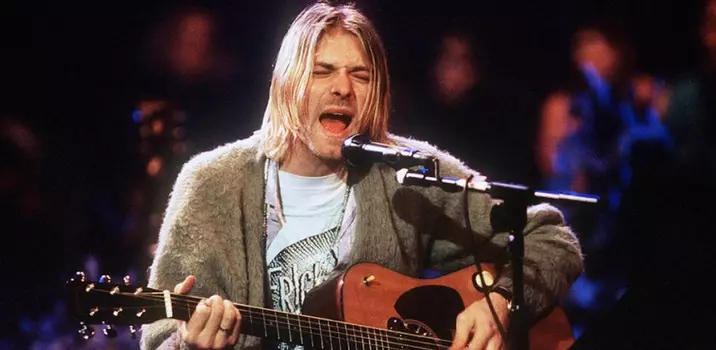 カート コバーン Smells Like Teen Spirit で弾いたギターが競売へ 22年5月11日 エキサイトニュース