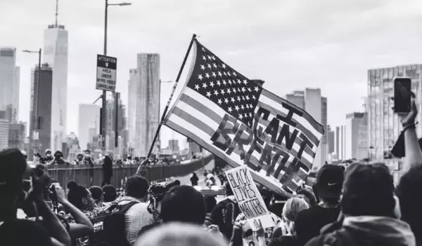 歴史の転換点となったBlack Lives Matter、創始者が語る「人種差別抗議」の真意