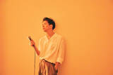 「Keishi Tanaka、豊岡市の朝焼けの中歌うMV「Fallin’ Down」公開」の画像1