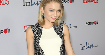 米女優の変死、ポルノ業界の「病巣」と薬物依存