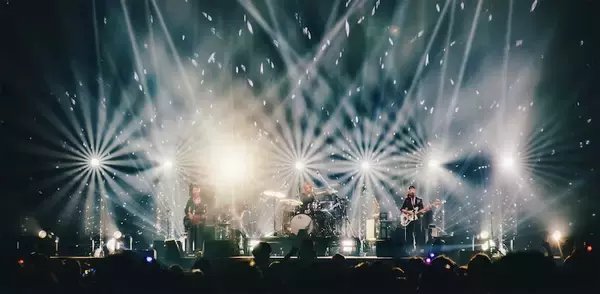 羊文学、「いま、ここ」を噛み締めて巡ったアジアツアー終着地、日本武道館で奏でた祈り