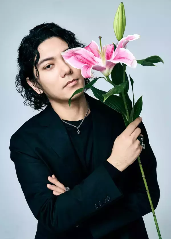 「アイドラが語る、満足感を超えた欠乏感、童謡を引用しつつ描く窮屈な社会への提言」の画像