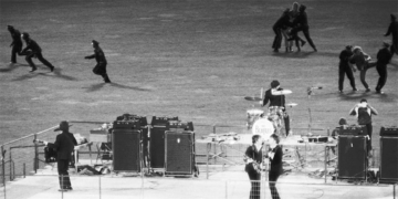 ザ・ビートルズ「最後のツアー公演」から60年──1966年8月29日、バンドの運命を変えた夜に何が起こった？
