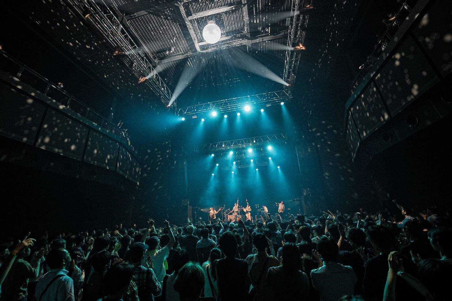 なきごと、新体制初ツアーZepp Shinjukuで完走「私はなきごとでいるし、私は私でいる」