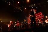 「Carín Leónが語る、メキシコ音楽が世界を熱狂させる理由「ルールを全部ぶっ壊したい」」の画像3