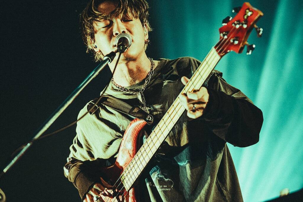 CLAN QUEENの夢が叶った夜、生き様を刻んだTHE ORAL CIGARETTESとの2マン