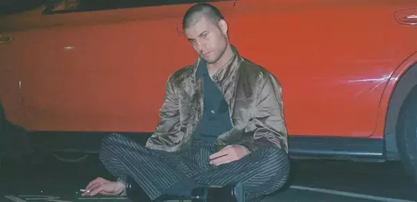 Raylowgh Anno、独自の美学が反映されたシングル「Sunken Rogue」リリース