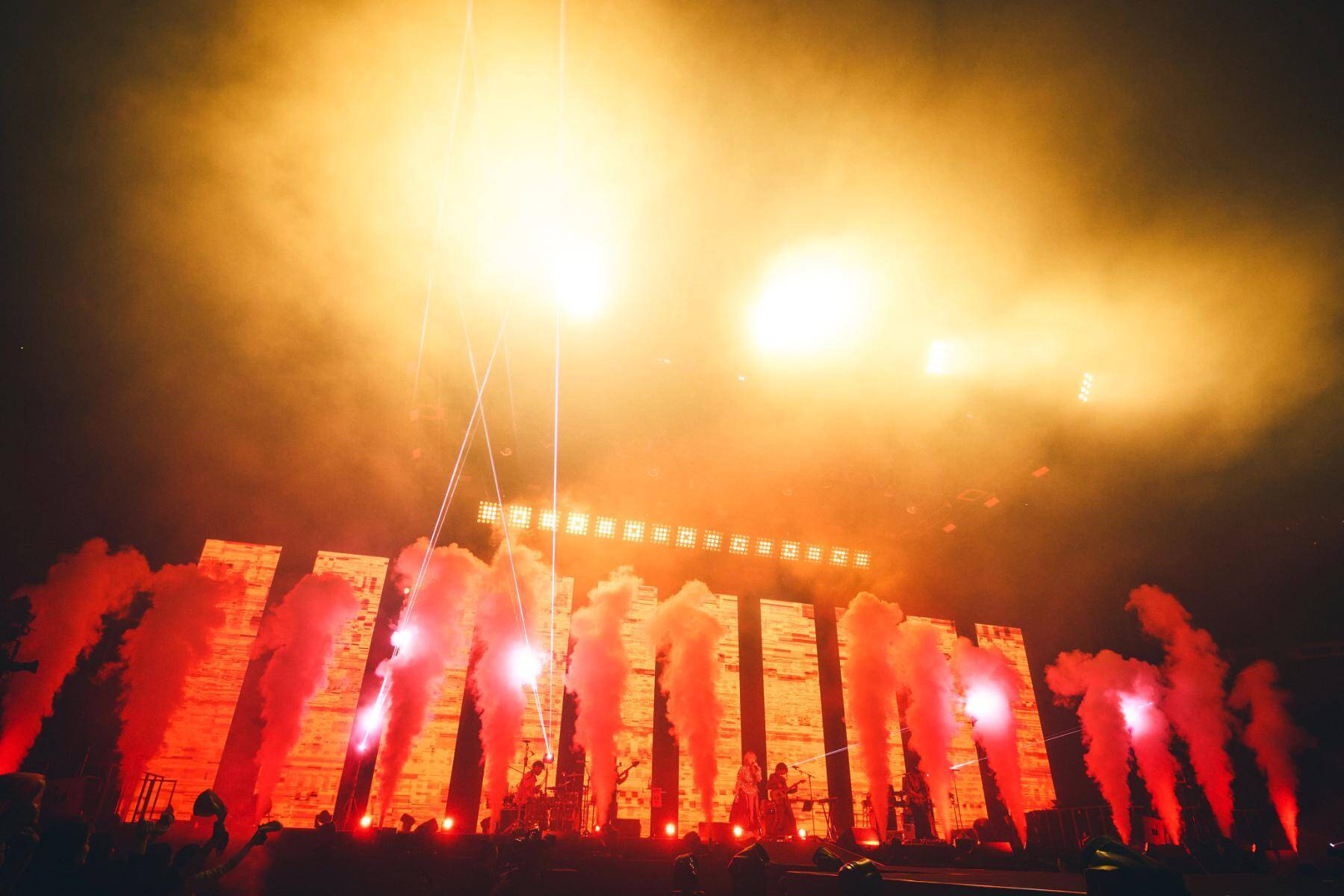 礼賛、武道館で見せた集大成　令和ロマン・くるま、RIP SLYMEも登場、サーヤとバンドの超本気を証明