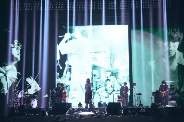 「礼賛、武道館で見せた集大成　令和ロマン・くるま、RIP SLYMEも登場、サーヤとバンドの超本気を証明」の画像