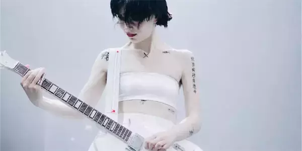 Little Boysのロックンロール哲学「日本は、私たちが奇妙な存在になることを許してくれた」